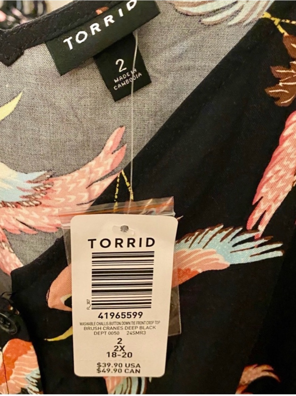 Torrid Black Tie Front Top with Pink and Coral Crane Print NWT Plus Size 2x - Picture 4 of 4